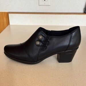 Clarks Emslie Warren Booties, Shooties, Loafer NEW!!